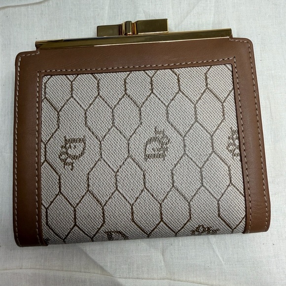 Dior compact wallet with COA - Picture 2 of 10